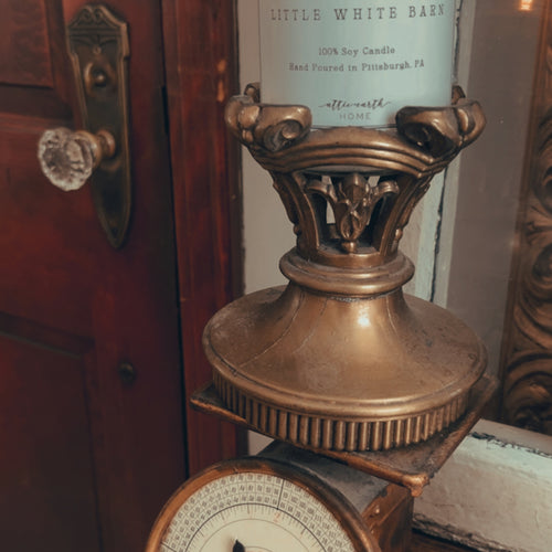 Little White Barn~Our Signature Candle