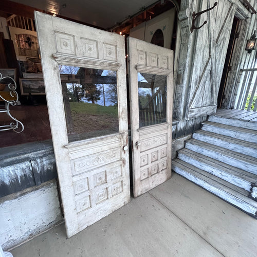 32” Antique Wavy Glass Double Doors