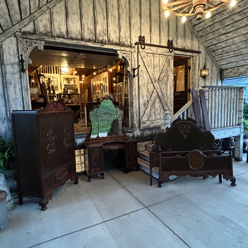 Antique Bedroom Furniture