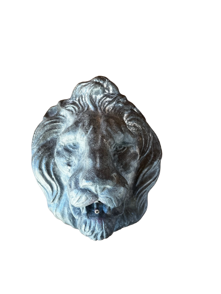 Cast Lead Lion Head Fountain