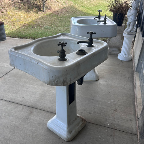 24” Cast Iron Pedestal Sinks