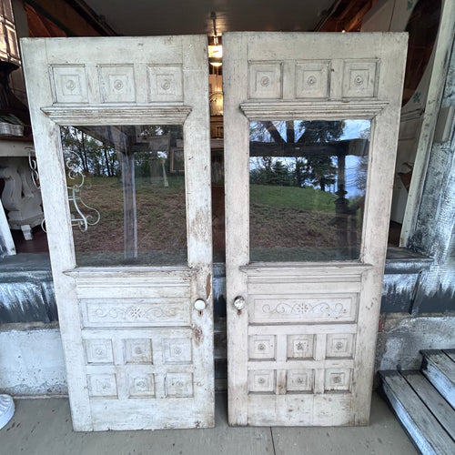 32” Antique Wavy Glass Double Doors