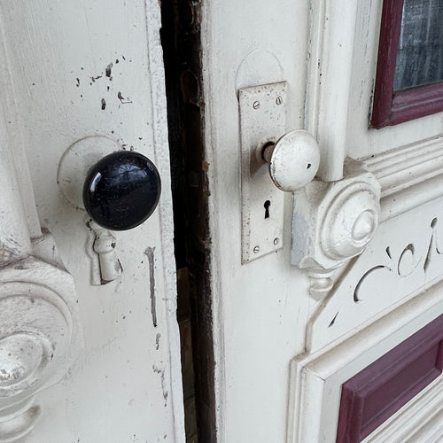 American Victorian Farmhouse Doors+Screens