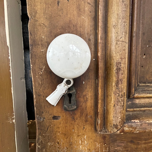 American Victorian Farmhouse Doors+Screens