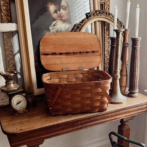 Vintage Wicker Picnic Basket