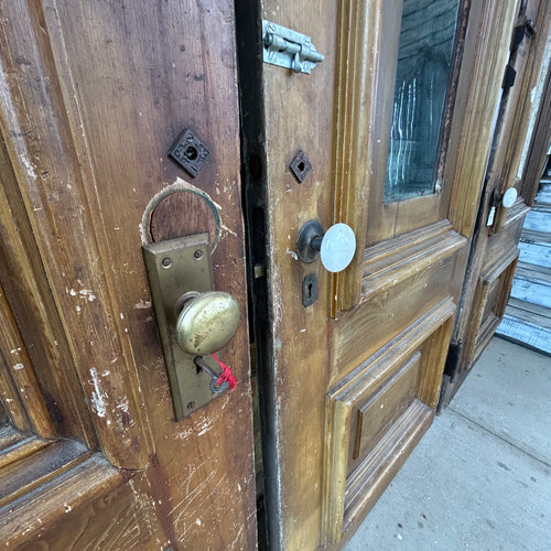 American Victorian Farmhouse Doors+Screens