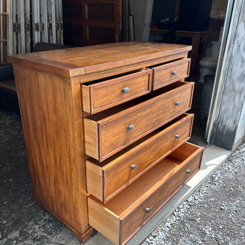 Ethan Allen Dresser