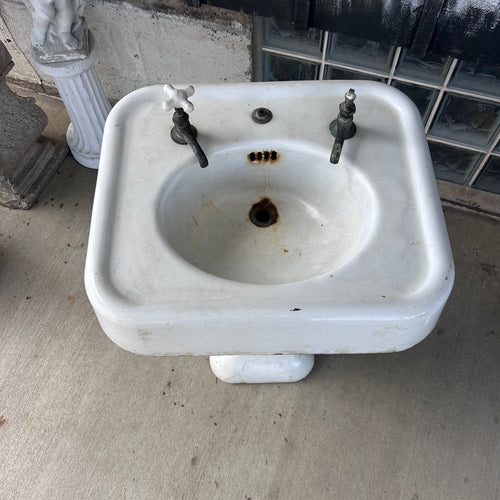 24” Cast Iron Pedestal Sinks