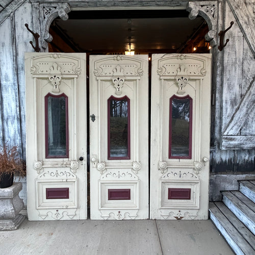 American Victorian Farmhouse Doors+Screens